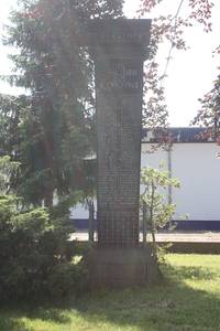 Denkmal für die Gefallenen des I. Weltkrieges - ehemaliges Mähdrescherwerk