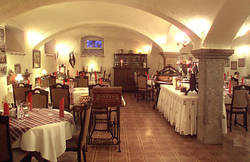 romantisches Gewölbe-Restaurant