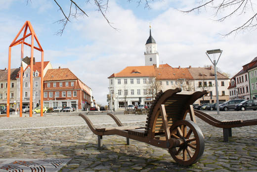 Schiebock auf dem Altmarkt als Wahrzeichen der Stadt Bischofswerda